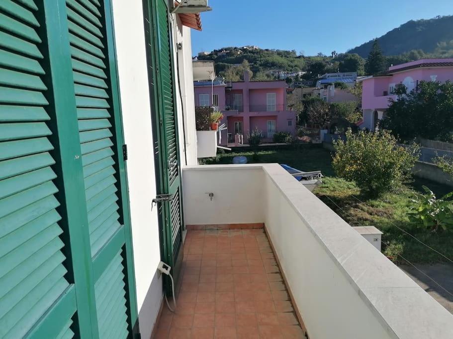 Grazioso Appartamento A Ischia Zona Pilastri Bagian luar foto
